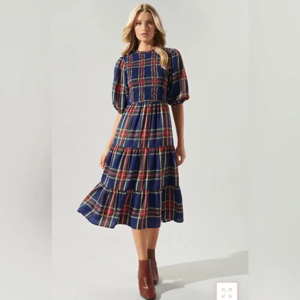 Sugarlips Lakeview Navy Plaid Puff Sleeve Smocked Tiered Midi Dress S